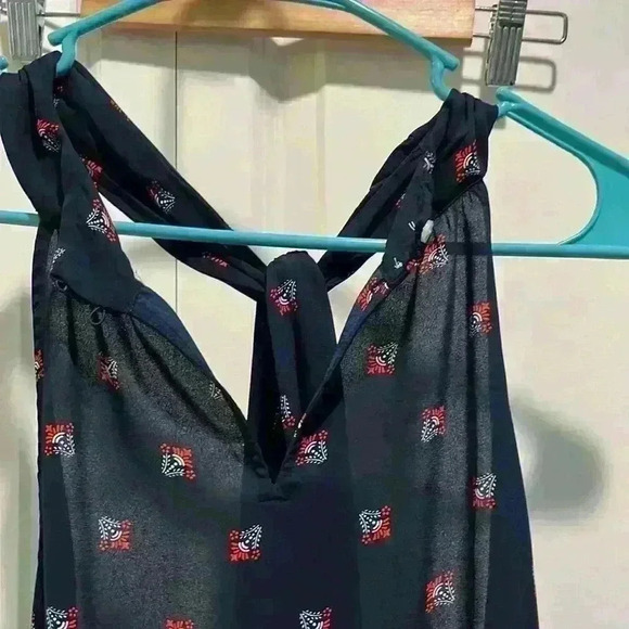 Banana republic halter top - Picture 3 of 3